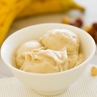 3 scoops of banana ice cream